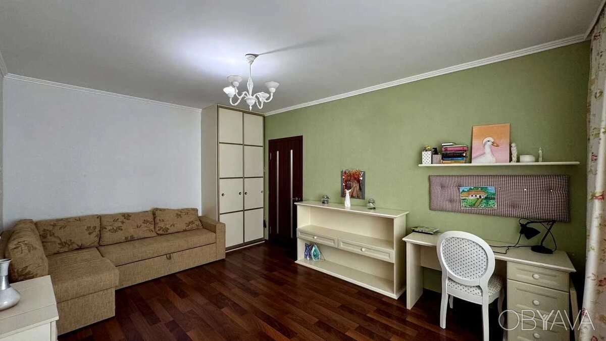 2-room apartment Petro Hryhorenko Ave., 18-A