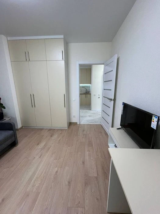 For sale 2-room apartment in the residential complex "Ptichka".