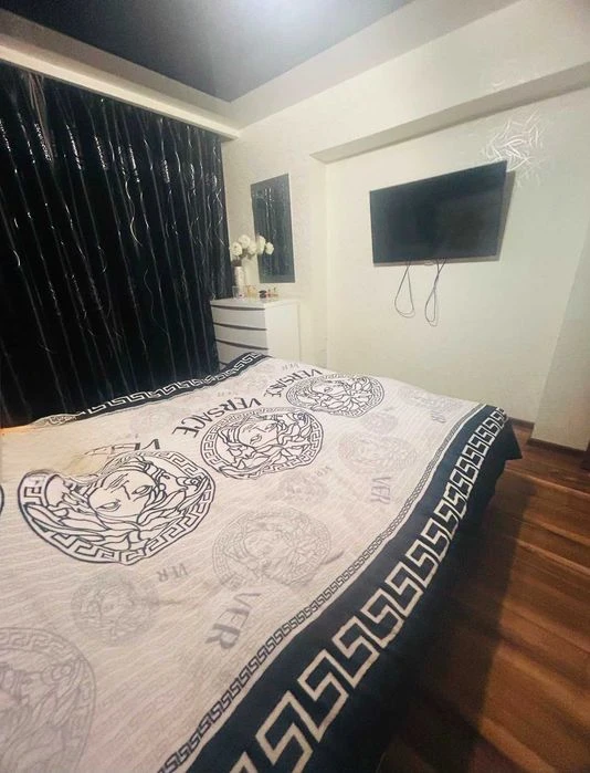 Three-room apartment for sale near Levada metro station.