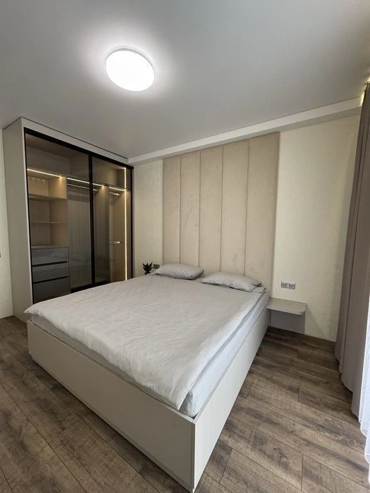 Sale of 1-room apartment in the Nova Angliya residential complex with renovation in the Windsor building
