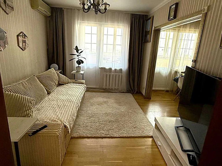 Квартира. Киев, Харьковское шоссе