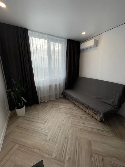 Продам 1-кімнатна квартира 37 м² | Секція 6 | м. Бориспільсь