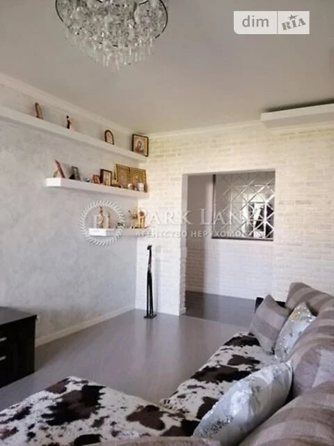 Sale of 3-room apartment 91 sq. m on Urlivska Street 30 • ID 347019