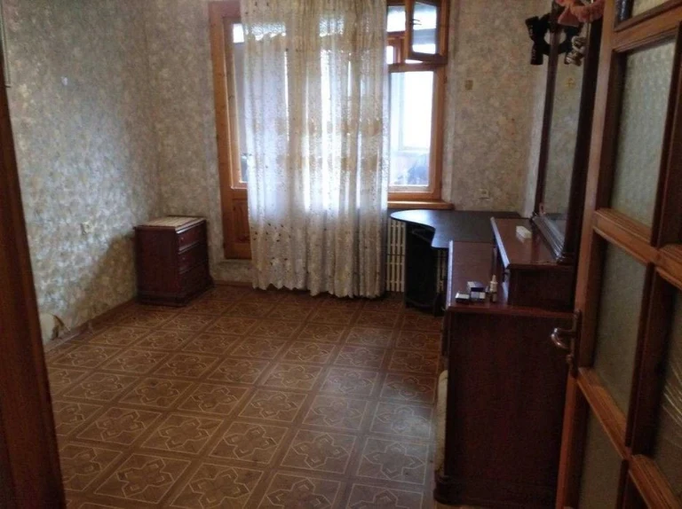 D1K 3-room apartment for sale at 5 Zhukovsky Ave.