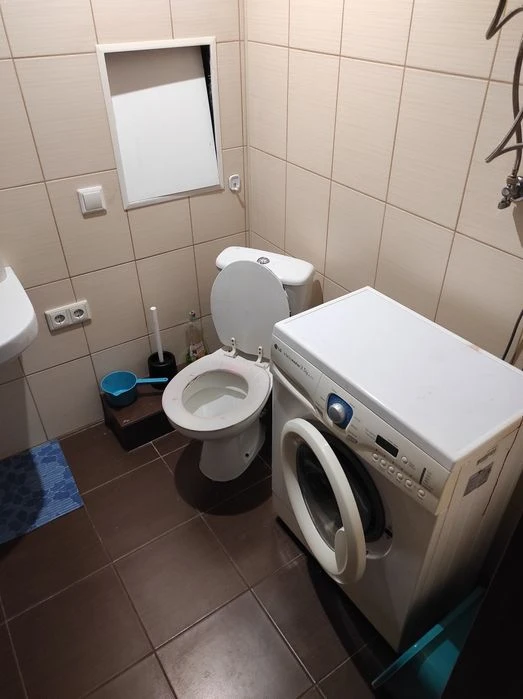 Продается 2 комнатная квартира студия пр.Поля, Центр, Днепр