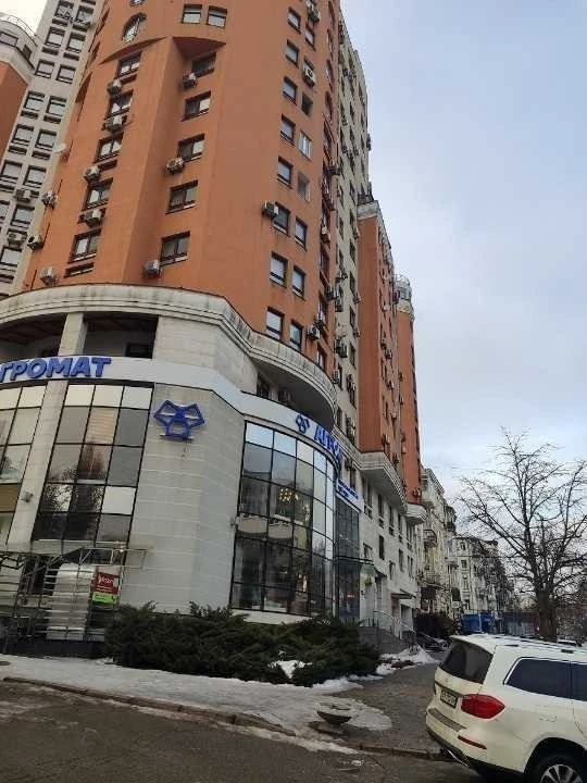 2-room apartment for sale 81.6 m², Shota Rustaveli St., 44