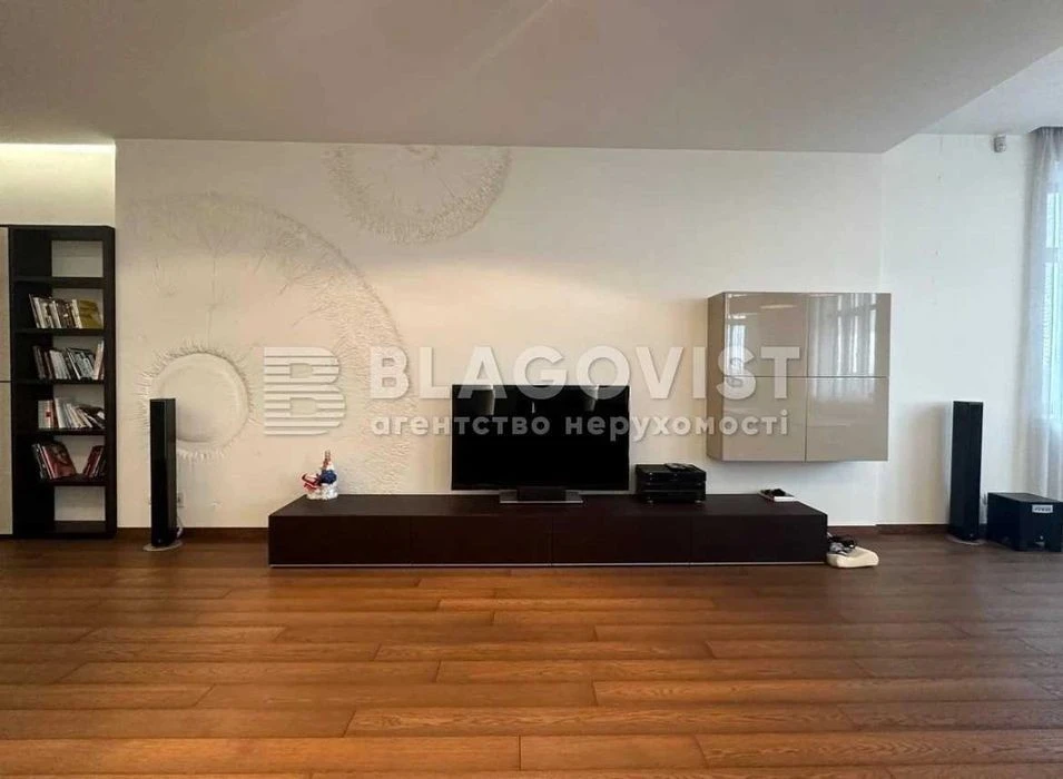Franka Ivana, 4b, apartment in the residential complex "Ambassador House" Bohdana Khmel