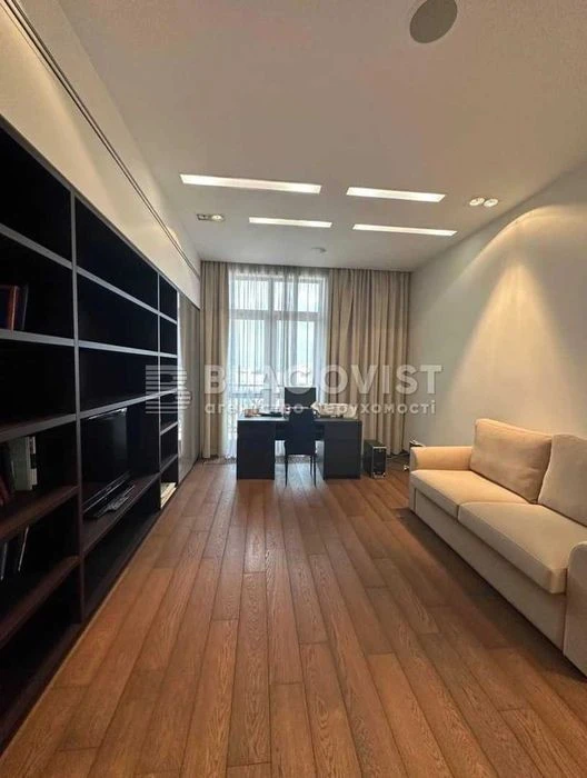 Franka Ivana, 4b, apartment in the residential complex "Ambassador House" Bohdana Khmel