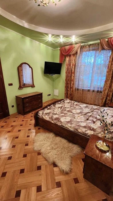 FOR SALE 3-room Premium apartment 92/78/14m² Mechnikova St. 200000