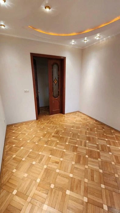 FOR SALE 3-room Premium apartment 92/78/14m² Mechnikova St. 200000