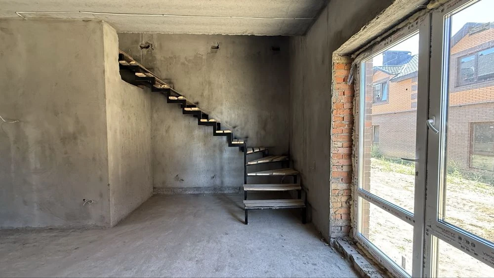 Продам Таунхаус 2 кімнати 80 квадратів Гарне місце