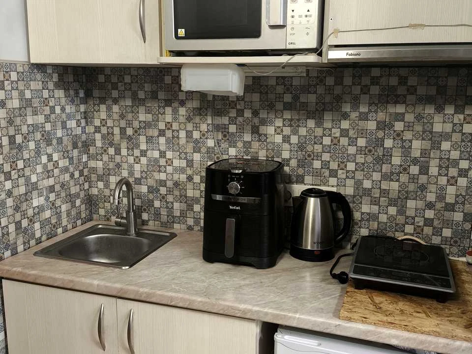 Apartment. Kharkiv, Kontorska St. (Chervonozhovtneva), 15, k.