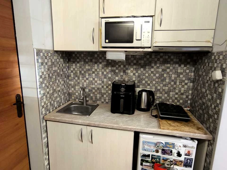 Apartment. Kharkiv, Kontorska St. (Chervonozhovtneva), 15, k.