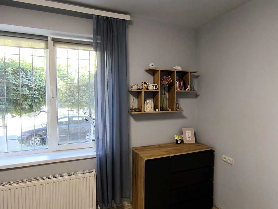 Apartment. Kharkiv, Kontorska St. (Chervonozhovtneva), 15, k.