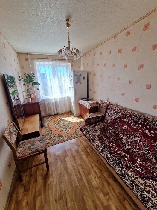 Продам 2 ком.квартиру ул.Метростроевская жм Покровский