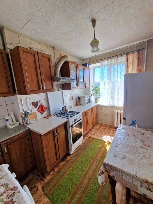 Продам 2 ком.квартиру ул.Метростроевская жм Покровский
