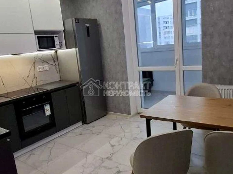 Apartment. Kharkiv, Poltava Shlyakh St., 184a, k.