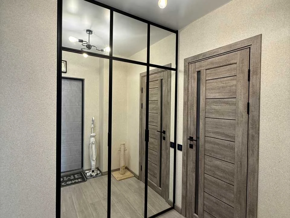 Apartment. Kharkiv, Gvardeytsiv-Shyronintsiv st.