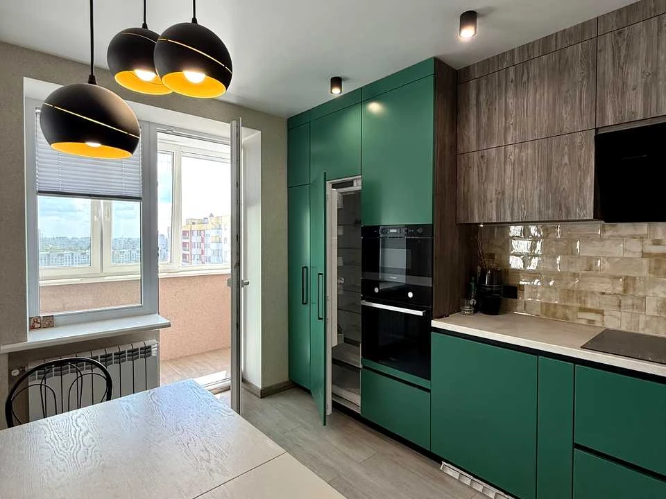 Apartment. Kharkiv, Gvardeytsiv-Shyronintsiv st.