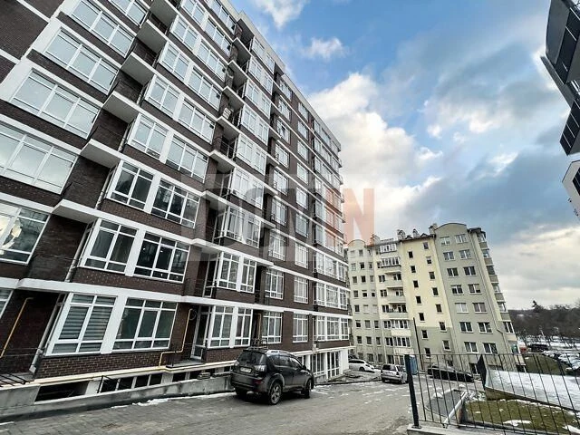 Продаж 2 кімн.квартира 83.20 м² 8/9 вул.Малоголосківська 135