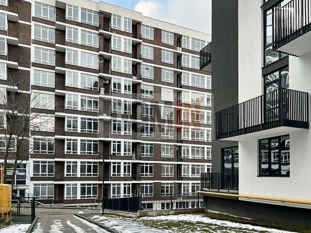 Продаж 2 кімн.квартира 83.20 м² 8/9 вул.Малоголосківська 135