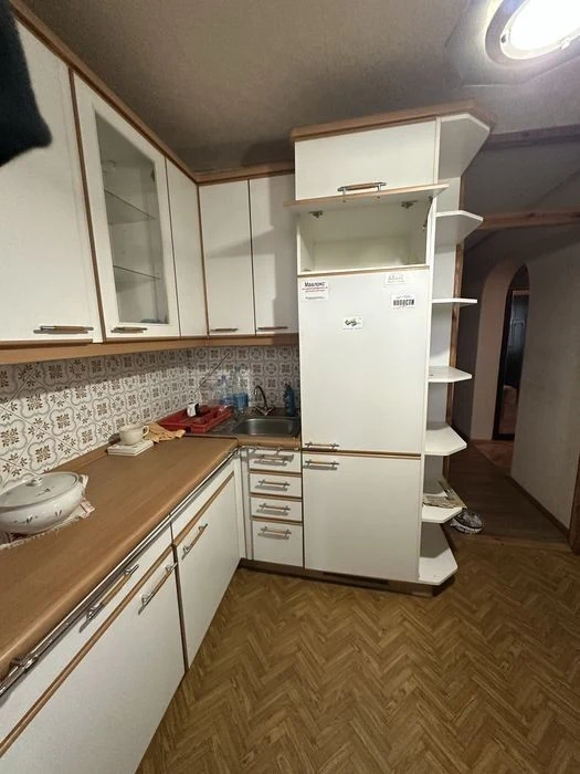 For sale 3-room Avtozavodska 93/Vyshgorodska brick with gas