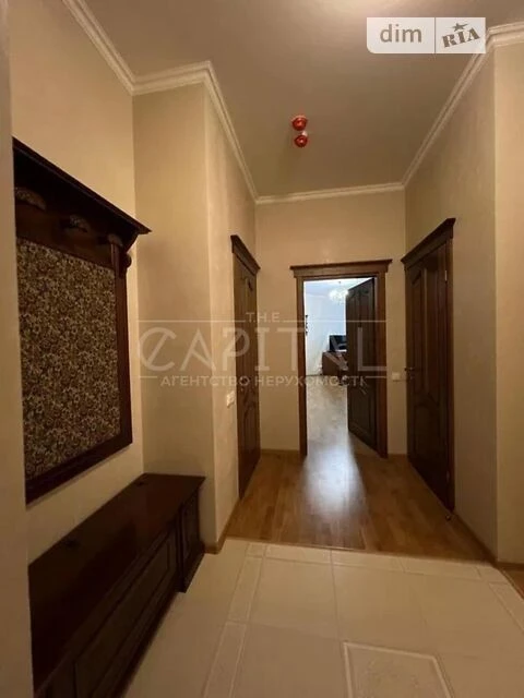 Sale of 2-room apartment 99 sq. m. on Konovaltsya Yevhena 44A street •
