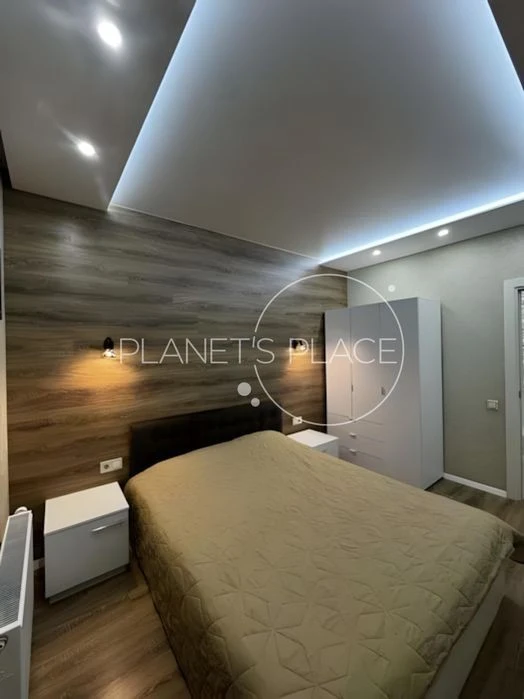 I am selling a one-room apartment in the residential complex Comfort Town, Regenera St.