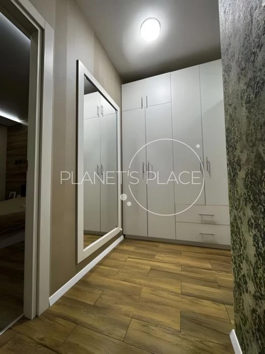 I am selling a one-room apartment in the residential complex Comfort Town, Regenera St.