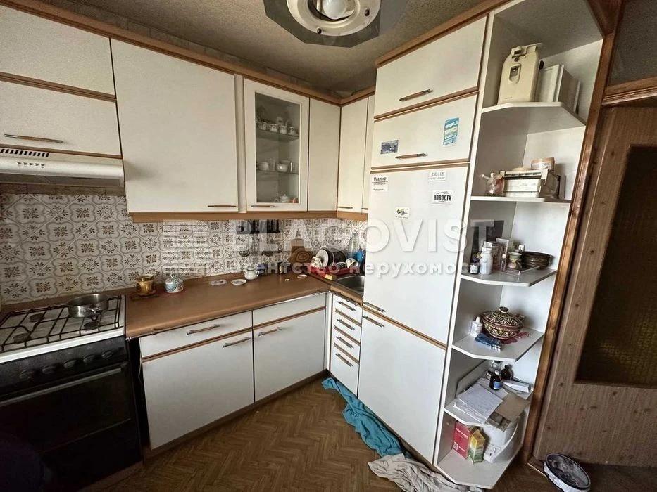 For sale 3-room Avtozavodska 93/Vyshgorodska brick with gas