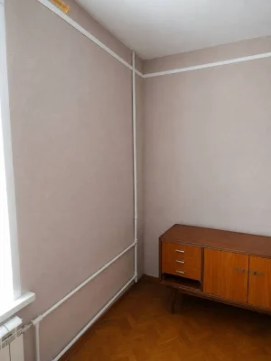 I am selling a 2-room apartment on KhTZ.