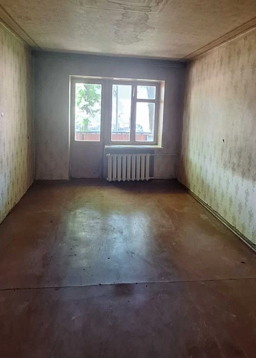 2-room apartment in the center near Konstitutsii metro station