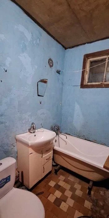 2-room apartment in the center near Konstitutsii metro station