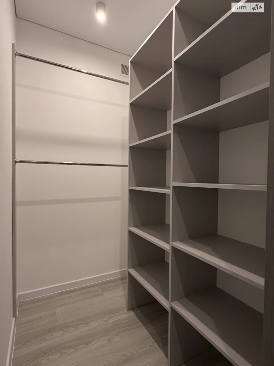 Продаж Квартира Академічний