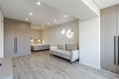 Продаж 1-кімнатної квартири 43 м², Русанівська наб., 16
