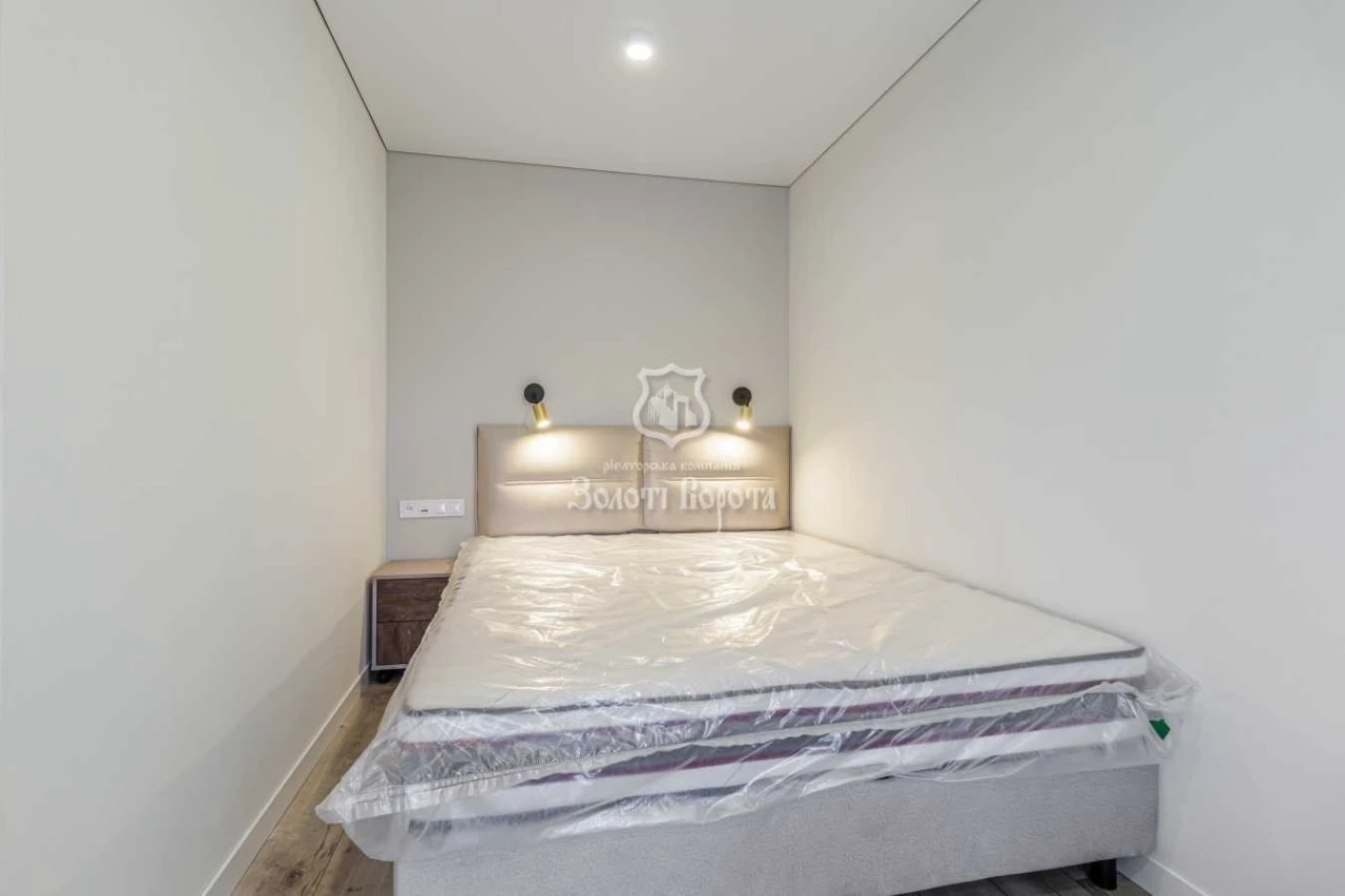 Продаж 1-кімнатної квартири 43 м², Русанівська наб., 16