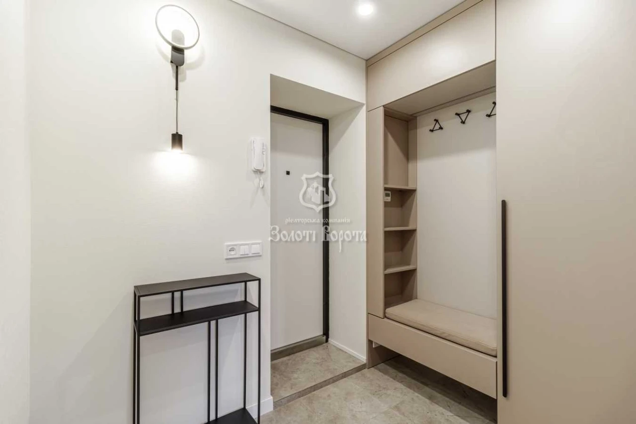 Продаж 1-кімнатної квартири 43 м², Русанівська наб., 16