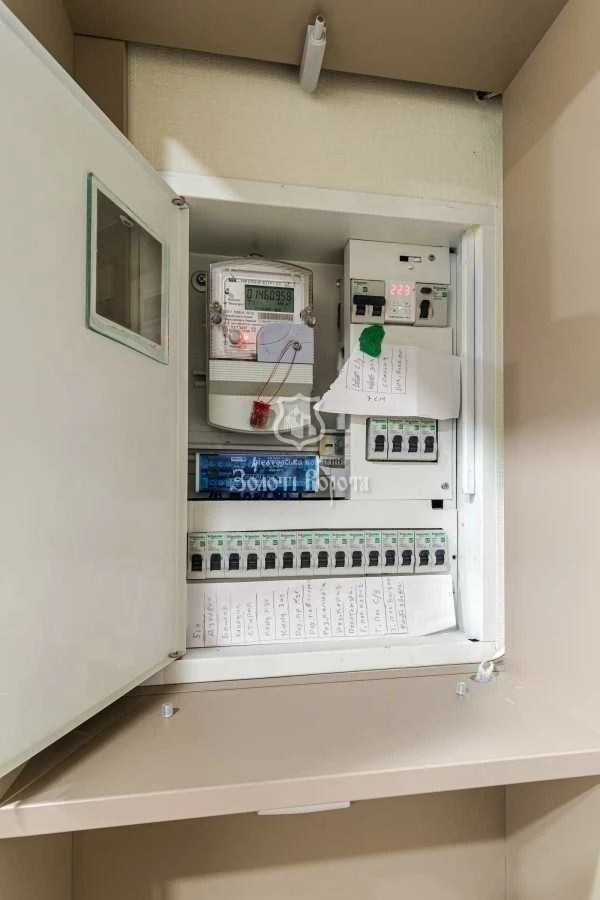 Продаж 1-кімнатної квартири 43 м², Русанівська наб., 16