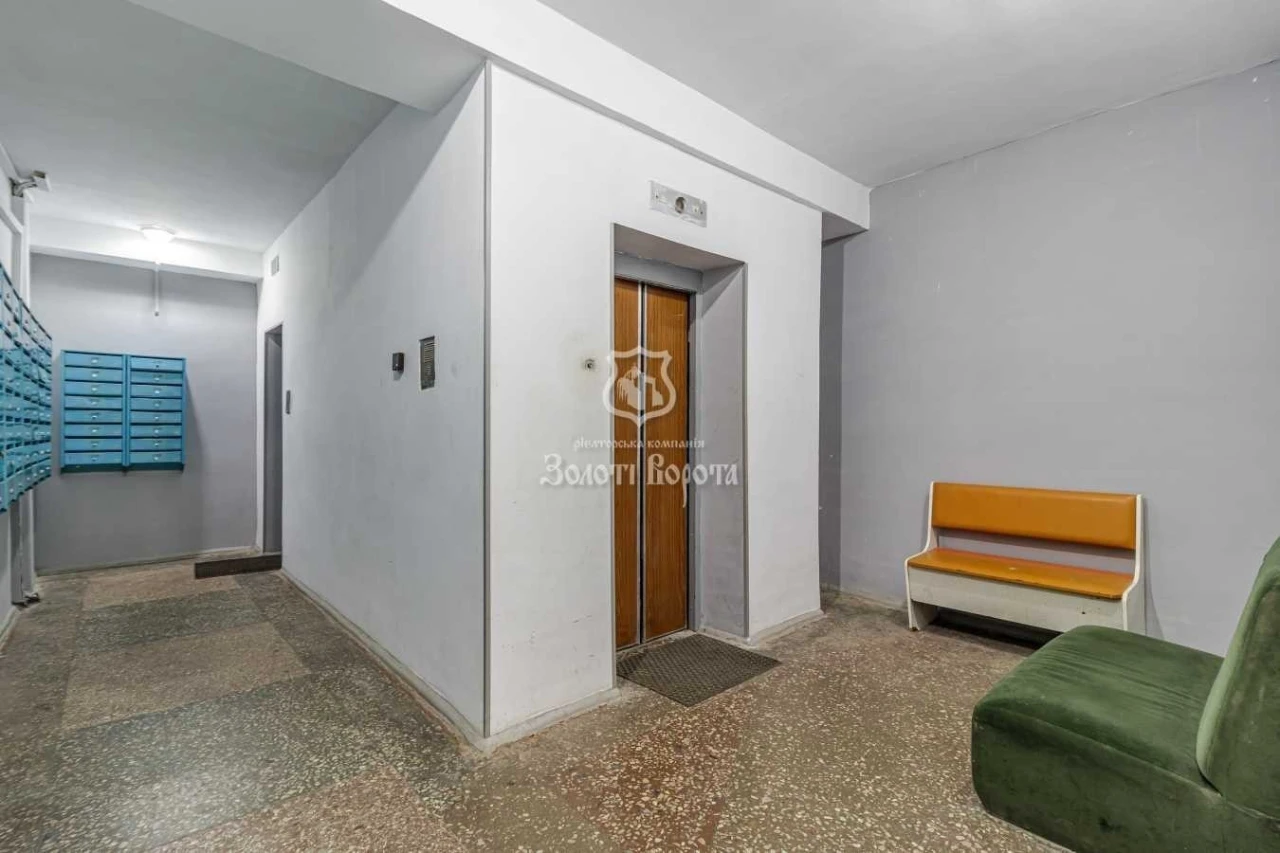 Продаж 1-кімнатної квартири 43 м², Русанівська наб., 16
