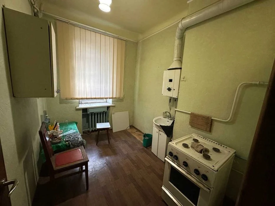 Продам 2-комнатную квартиру в центре на ул. Староказацкой (п