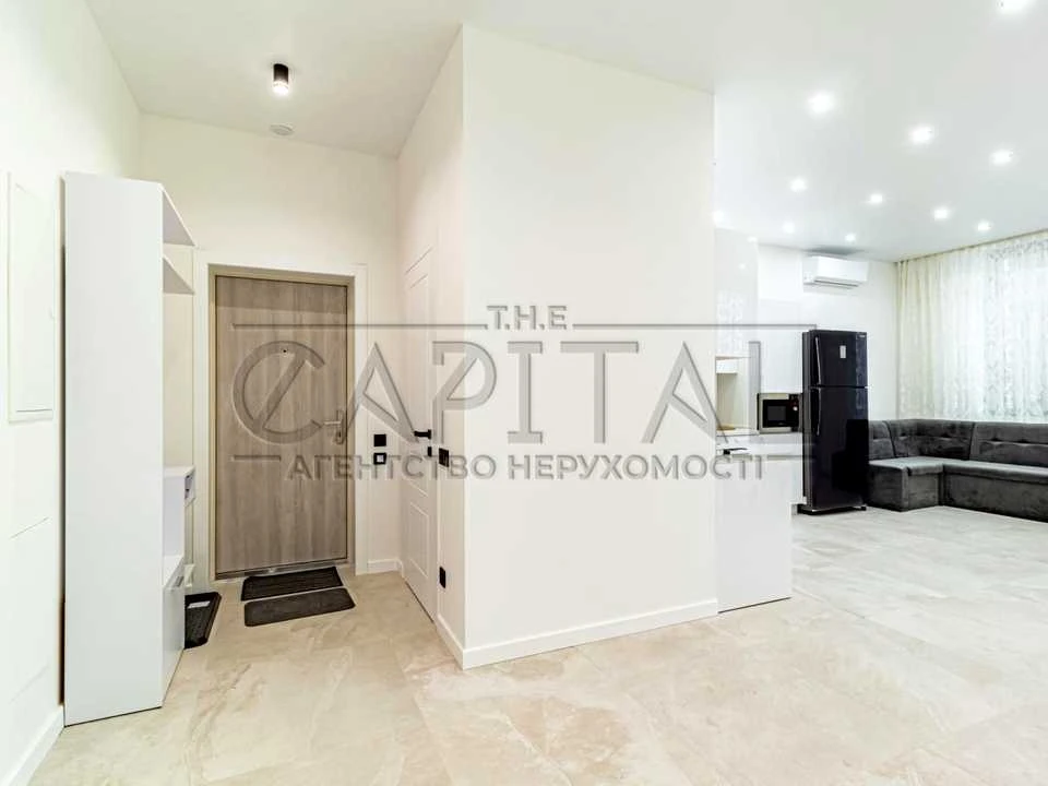 Apartment. Kyiv, Beresteyskyi Ave. (Poleshy)
