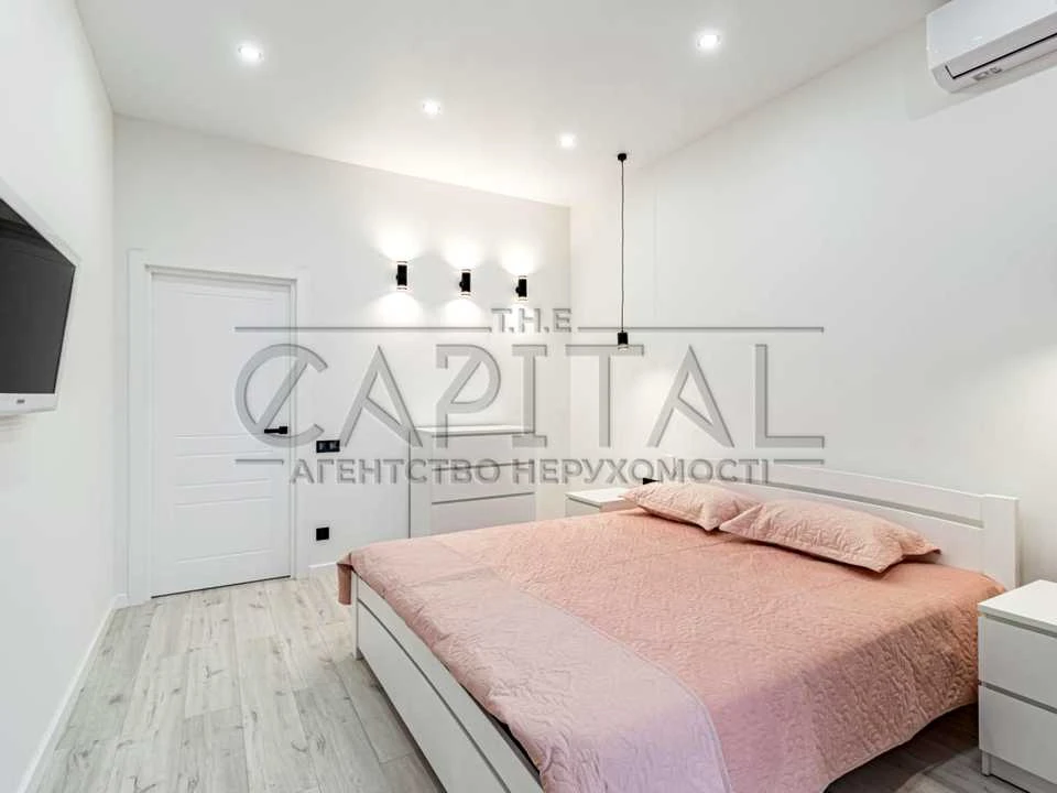 Apartment. Kyiv, Beresteyskyi Ave. (Poleshy)