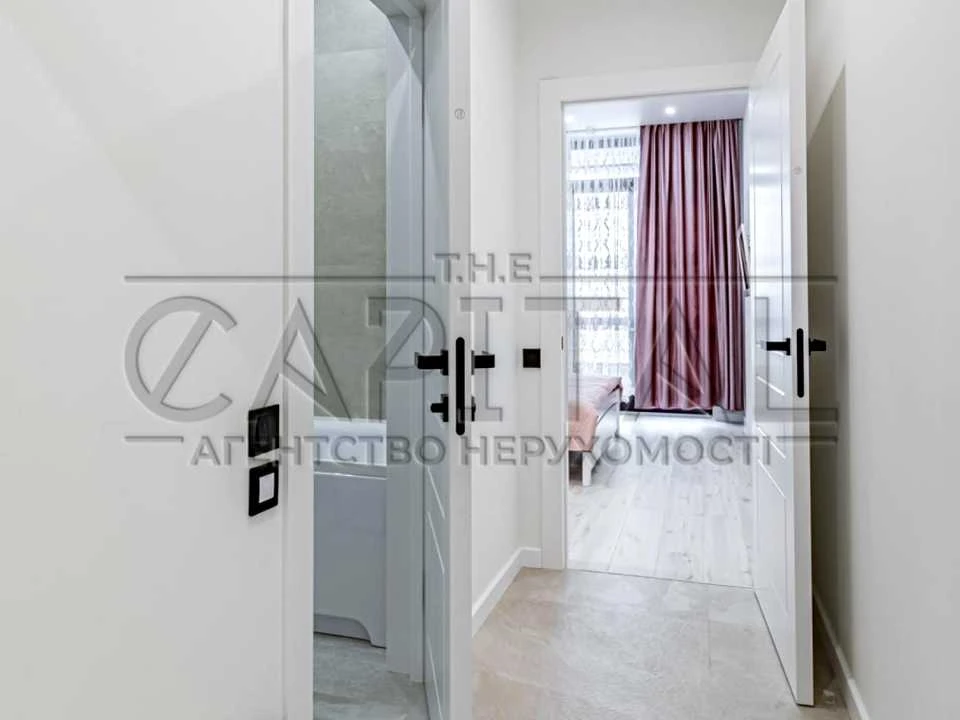 Apartment. Kyiv, Beresteyskyi Ave. (Poleshy)