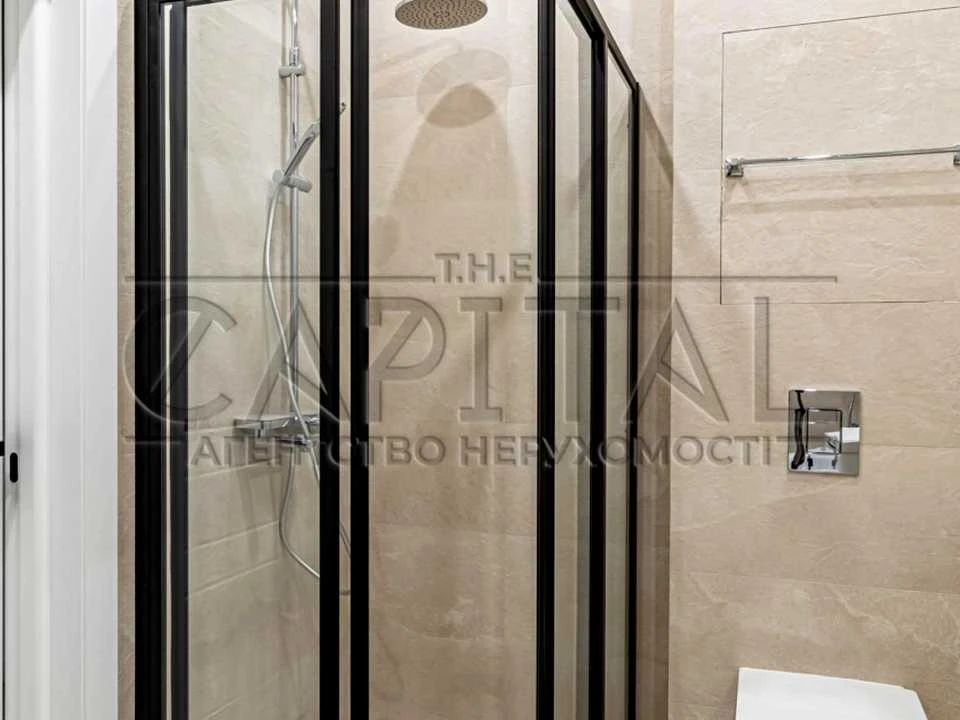 Apartment. Kyiv, Beresteyskyi Ave. (Poleshy)