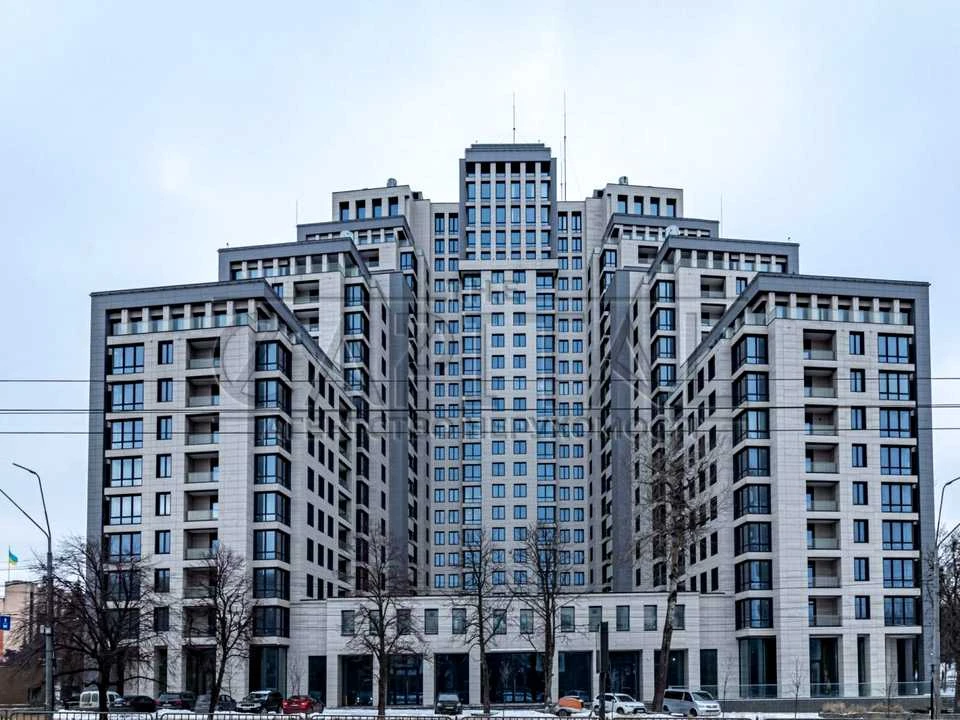 Apartment. Kyiv, Beresteyskyi Ave. (Poleshy)