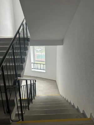 (5) Продам квартиру на Академическом 4422