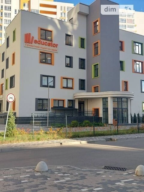 Продаж 1к квартири 51 кв. м на вул. Бердника Олеся • ID 3472
