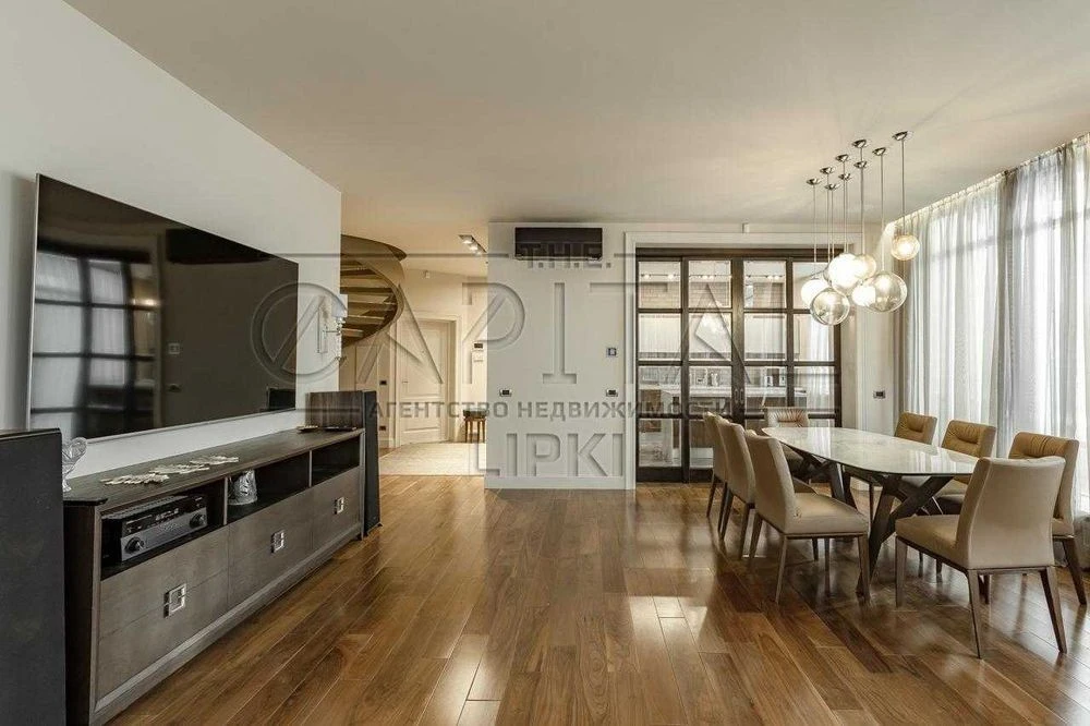 Apartment for sale, Bulvar Fontaniv residential complex, Pecherskyi district