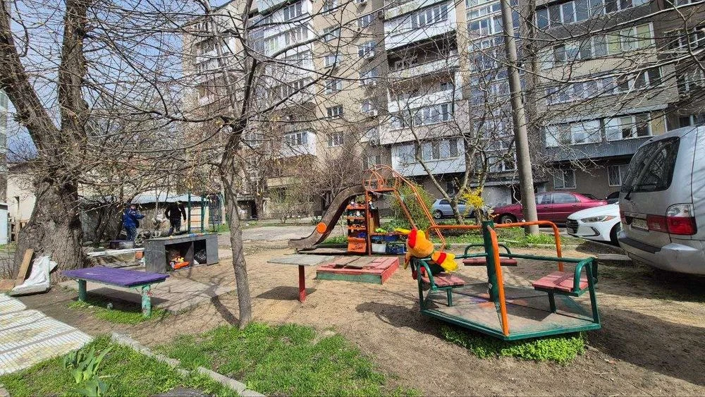 2-комнатная квартира с видом на парк Победы — кирпичный дом,