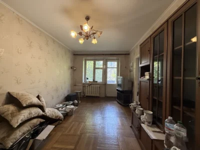 Продается квартира 62м2 пл.Толбухина с гардеробной.